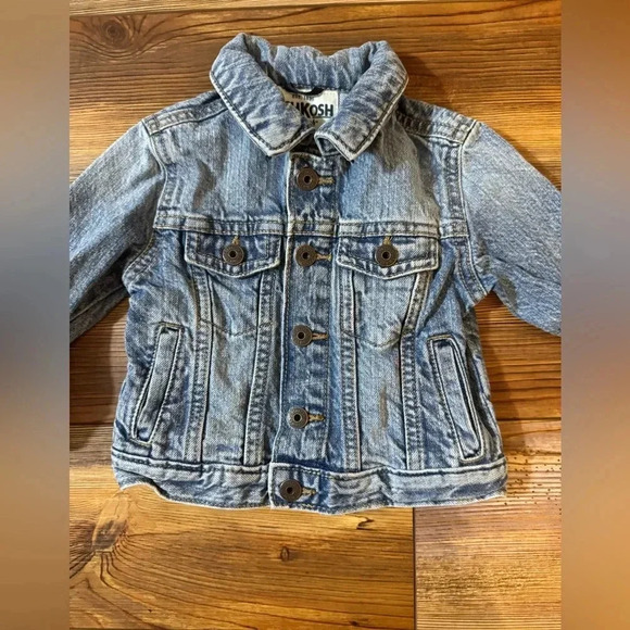 OSHKOSH B’gosh Baby Jean Jacket Size 12 months. NWOT - Picture 3 of 6